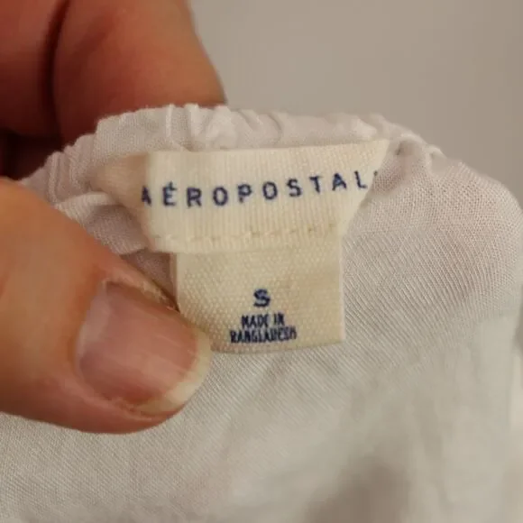Aeropostale Eyelet Peasant Top S - Picture 7 of 8